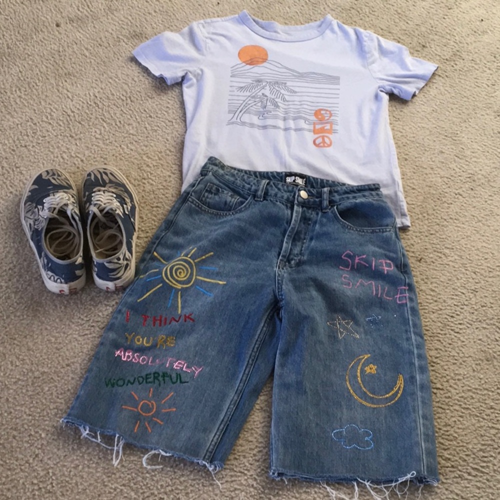 MILANO/“SKIP SMILE GRAFFITI”JEAN BERMUDA SHORTS